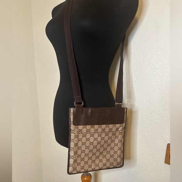 Gucci GG Guccisima Tan and Brown Crossbody  Bag♥️ - Picture 1 of 16